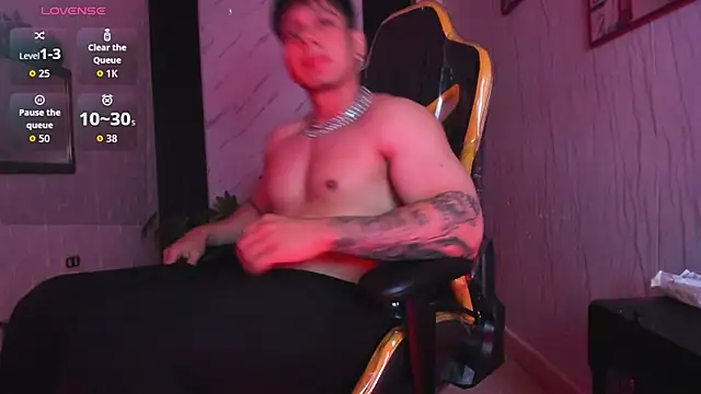 Snapshot of xKevyn chatting on October 2025 12:23:02 PM xKevyn online show from October 2025 12:23:02 PM