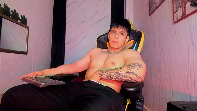 Snapshot of xKevyn chatting on October 2025 12:25:01 PM xKevyn online show from October 2025 12:25:01 PM