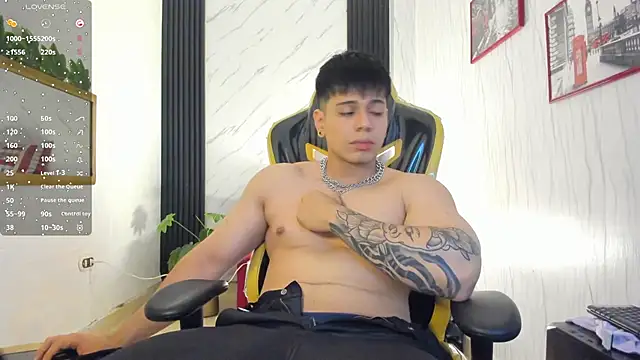 Snapshot of xKevyn chatting on December 2025 12:21:02 PM xKevyn online show from December 2025 12:21:02 PM