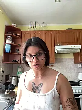 Brutecia2002 online show from March 2026 10:43:01 AM