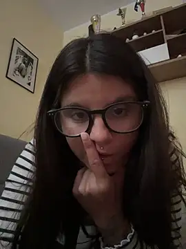 Brutecia2002 online show from March 2026 09:43:02 AM