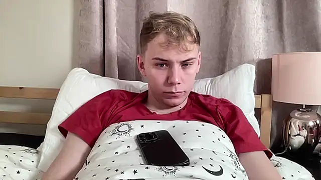 scottishtwink01 online show from September 2025 10:24:02 PM