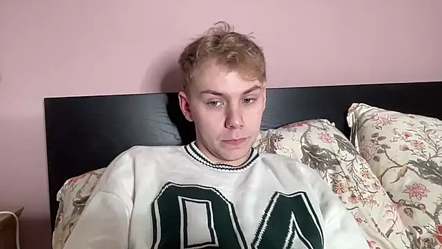 scottishtwink01 online show from October 2025 05:35:01 PM