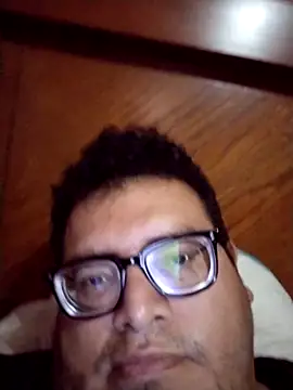 Snapshot of Santiagoqro85 chatting on October 2025 12:47:01 PM Santiagoqro85 online show from October 2025 12:47:01 PM