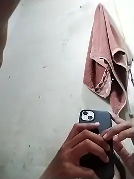 Snapshot of skylar_27 chatting on October 2025 05:39:02 AM skylar 27 online show from October 2025 05:39:02 AM