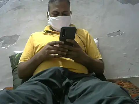 Famit025 online show from February 2026 06:08:02 PM