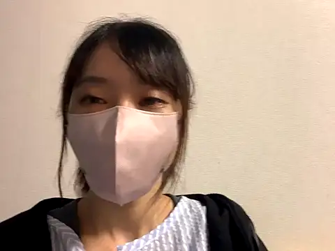 Snapshot of ituki_0415 chatting on October 2025 05:46:02 PM ituki 0415 online show from October 2025 05:46:02 PM