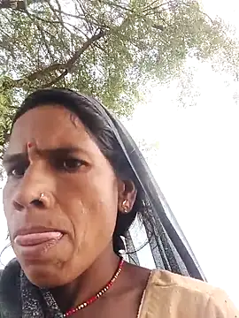 Snapshot of Sm_sanjna chatting on October 2025 08:37:02 AM Sm sanjna online show from October 2025 08:37:02 AM