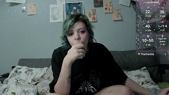 Snapshot of Alice_Zev chatting on October 2025 05:12:01 PM Alice Zev online show from October 2025 05:12:01 PM