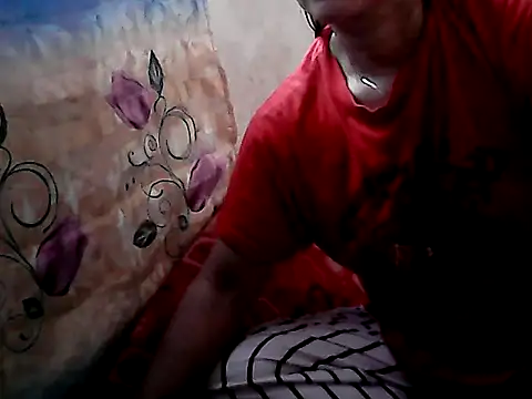 yoursPinayMama1682 online show from September 2025 01:42:01 AM