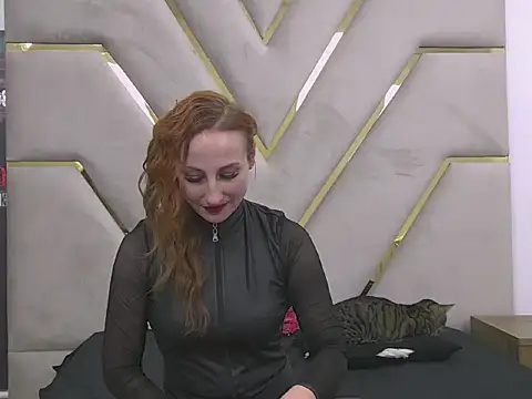 Snapshot of ClaraJason chatting on October 2025 09:35:01 PM ClaraJason online show from October 2025 09:35:01 PM