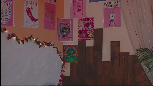 Charming winky online show from April 2026 01:41:01 PM