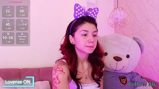 Snapshot of april_bennett chatting on September 2025 12:19:01 PM april bennett online show from September 2025 12:19:01 PM