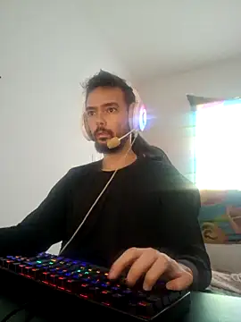 Snapshot of Arthur_Rj_21 chatting on September 2025 04:32:01 PM Arthur Rj 21 online show from September 2025 04:32:01 PM