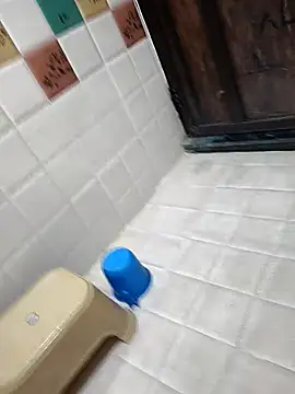 Chanderi19 online show from December 2025 11:56:02 PM