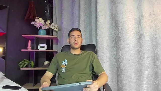 matti de lucaa online show from September 2025 05:35:02 PM