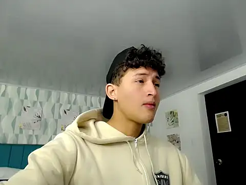 Snapshot of Axel_savage chatting on September 2025 12:06:01 PM Axel savage online show from September 2025 12:06:01 PM