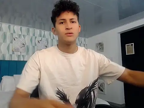 Snapshot of Axel_savage chatting on September 2025 12:21:01 PM Axel savage online show from September 2025 12:21:01 PM