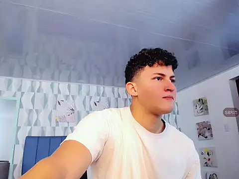 Snapshot of Axel_savage chatting on October 2025 12:03:02 PM Axel savage online show from October 2025 12:03:02 PM