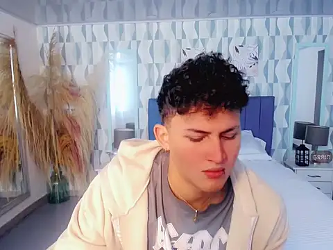 Snapshot of Axel_savage chatting on October 2025 12:04:02 PM Axel savage online show from October 2025 12:04:02 PM