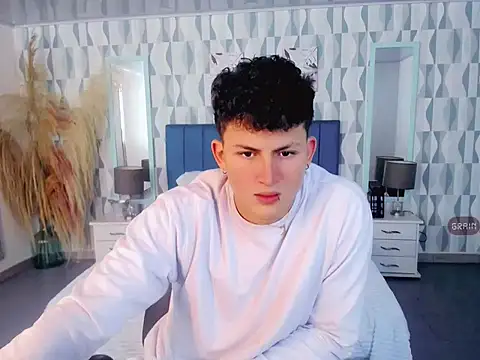 Snapshot of Axel_savage chatting on October 2025 12:16:02 PM Axel savage online show from October 2025 12:16:02 PM