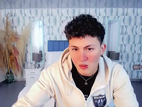 Snapshot of Axel_savage chatting on October 2025 12:05:02 PM Axel savage online show from October 2025 12:05:02 PM