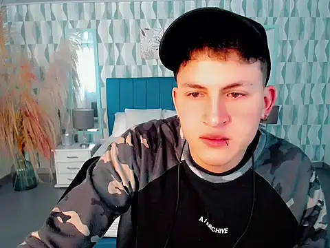 Snapshot of Axel_savage chatting on November 2025 12:04:01 PM Axel savage online show from November 2025 12:04:01 PM