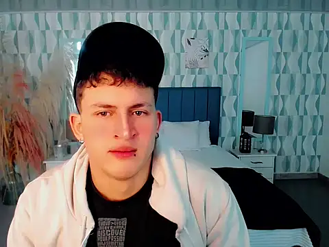 Snapshot of Axel_savage chatting on November 2025 02:17:01 PM Axel savage online show from November 2025 02:17:01 PM