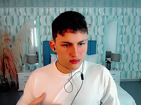 Snapshot of Axel_savage chatting on November 2025 02:27:02 PM Axel savage online show from November 2025 02:27:02 PM