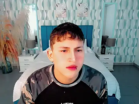 Snapshot of Axel_savage chatting on November 2025 12:02:02 PM Axel savage online show from November 2025 12:02:02 PM