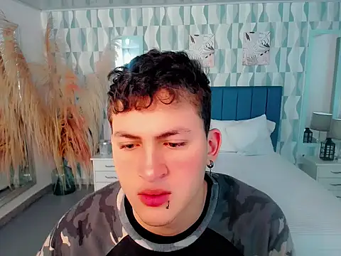 Snapshot of Axel_savage chatting on November 2025 11:54:02 AM Axel savage online show from November 2025 11:54:02 AM