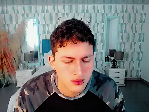 Snapshot of Axel_savage chatting on December 2025 12:10:01 PM Axel savage online show from December 2025 12:10:01 PM