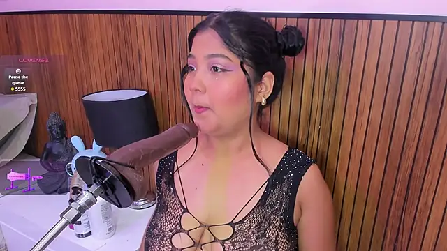 Snapshot of mysticlatina1 chatting on October 2025 07:22:01 PM mysticlatina1 online show from October 2025 07:22:01 PM