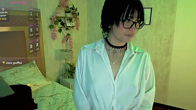 Snapshot of RobinBennett chatting on November 2025 03:00:01 PM RobinBennett online show from November 2025 03:00:01 PM