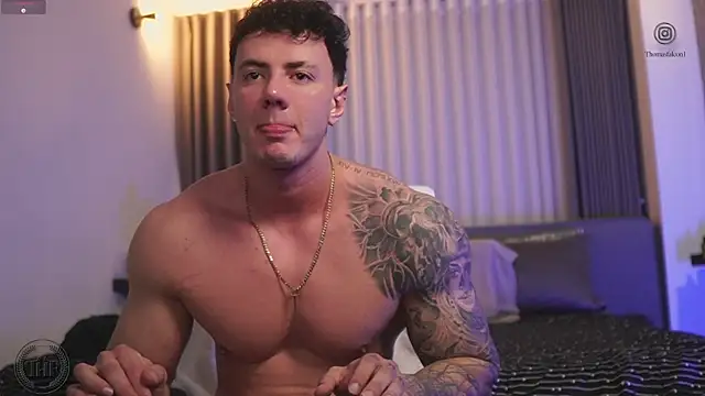 Thomas Falcon online show from October 2025 11:16:01 PM