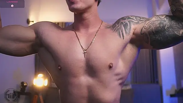 Thomas Falcon online show from October 2025 12:58:01 AM