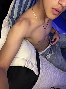 Snapshot of Boyxcock7 chatting on October 2025 01:33:02 AM Boyxcock7 online show from October 2025 01:33:02 AM