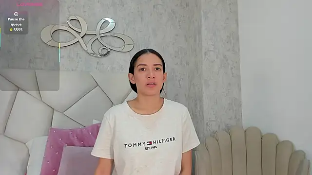 Skylerwhite02 online show from October 2025 07:59:01 PM