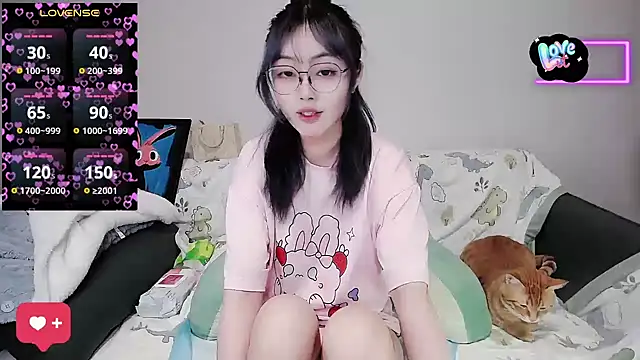 Snapshot of baby-yaya20 chatting on October 2025 12:44:01 AM baby-yaya20 online show from October 2025 12:44:01 AM