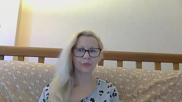 Snapshot of Olyris chatting on July 2026 06:43:02 PM Olyris online show from July 2026 06:43:02 PM