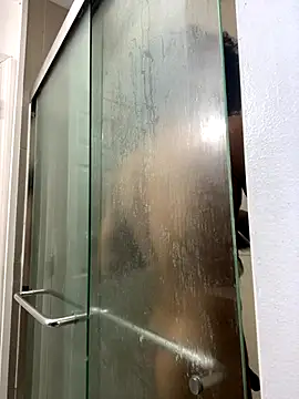 Snapshot of Cartyiii chatting on December 2025 08:02:01 PM Cartyiii online show from December 2025 08:02:01 PM