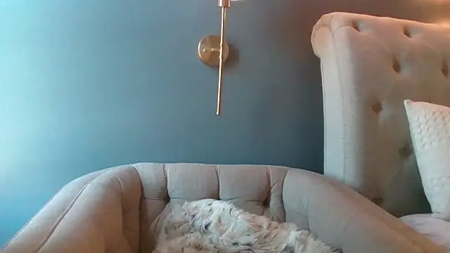 hothousewife33 online show from October 2025 02:47:01 PM