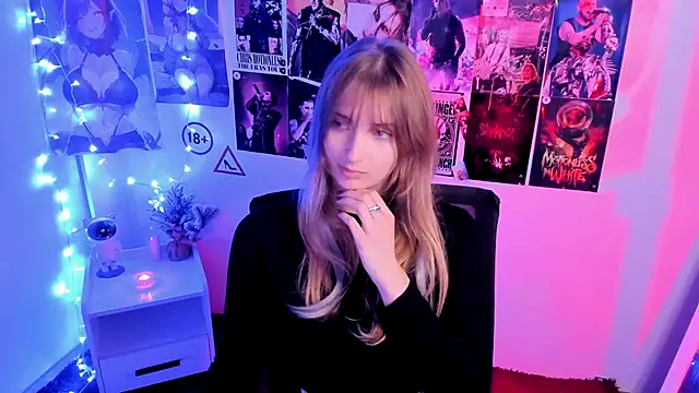 Snapshot of NeyliDream chatting on October 2025 06:34:01 AM NeyliDream online show from October 2025 06:34:01 AM