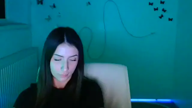 AlisaBubbles online show from November 2025 12:48:02 PM