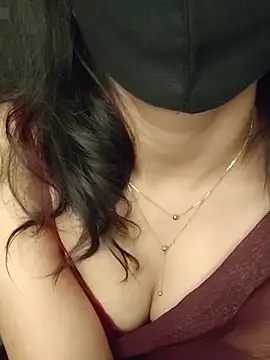 Snapshot of Tanya-mittal chatting on October 2025 06:53:02 AM Tanya-mittal online show from October 2025 06:53:02 AM