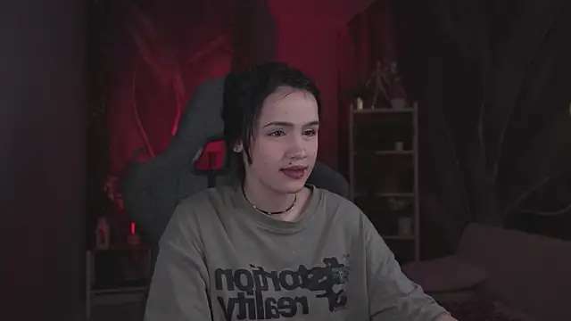 MonicaFarmer online show from March 2026 08:37:01 PM