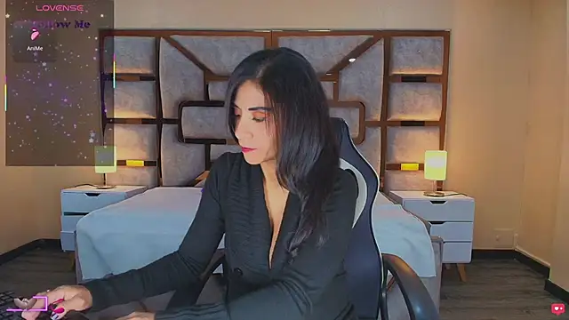 ANABELL BROWN online show from March 2026 07:39:01 PM