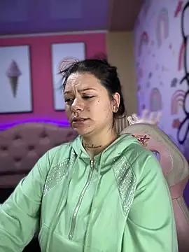 Megaan  More online show from November 2025 02:57:02 AM