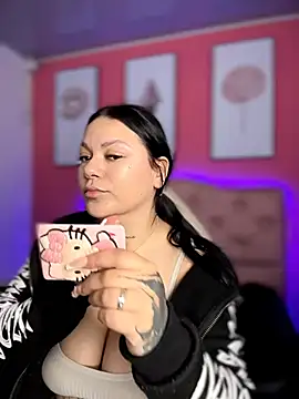 Snapshot of Megaan__More chatting on December 2025 01:00:01 AM Megaan More online show from December 2025 01:00:01 AM