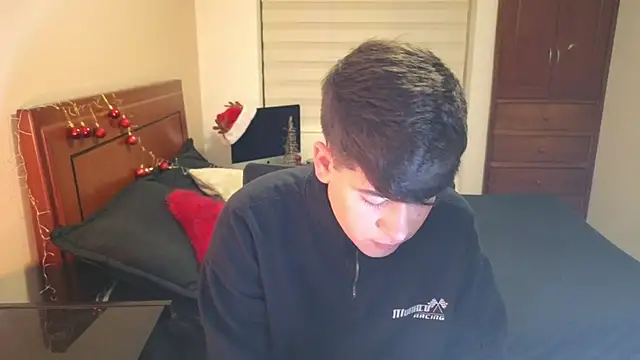 tightncuteass online show from November 2025 12:35:01 AM